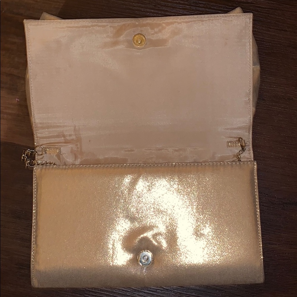 Preowned purse - Picture 2 of 4